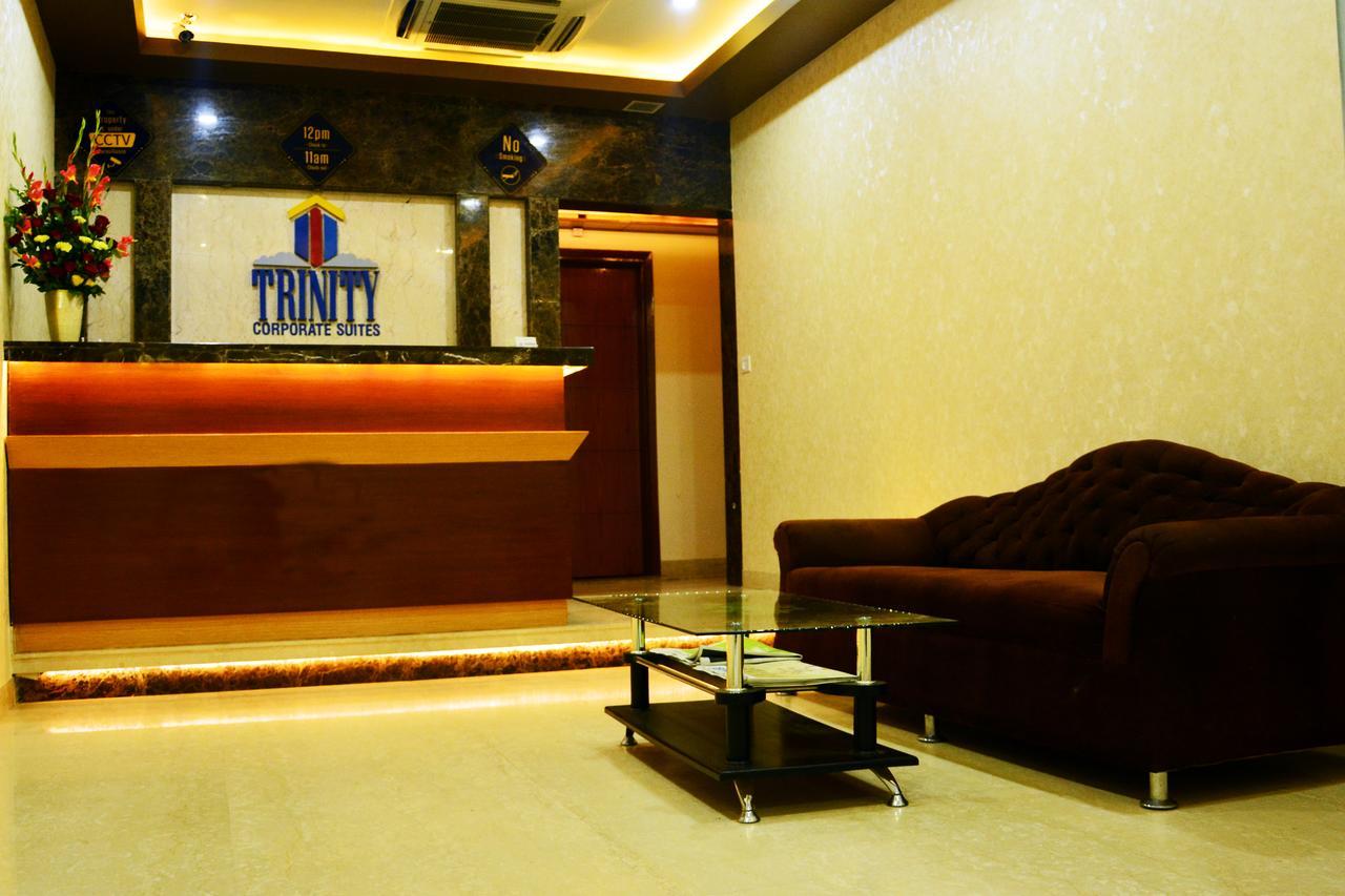 Trinity Corporate Udyog Vihar Hotel Gurgaon Exterior foto